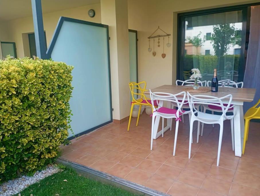 Apartamento En Primera Linea De Mar Roses Esterno foto