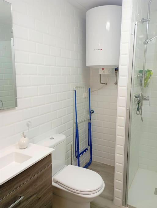 Apartamento En Primera Linea De Mar Roses Esterno foto