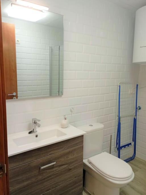 Apartamento En Primera Linea De Mar Roses Esterno foto