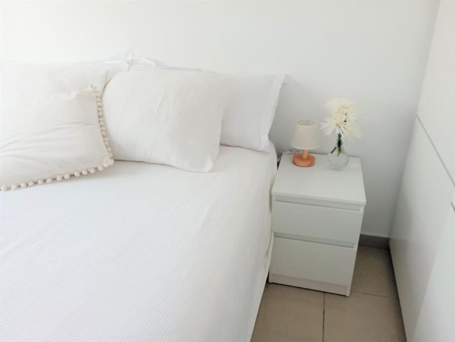 Apartamento En Primera Linea De Mar Roses Esterno foto